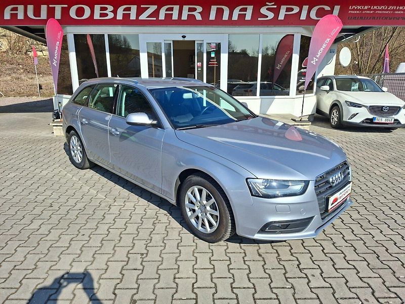 Audi A4 (2015) 2.0TDI 110kW 8A -NAVIGACE - fotka 2 z 39