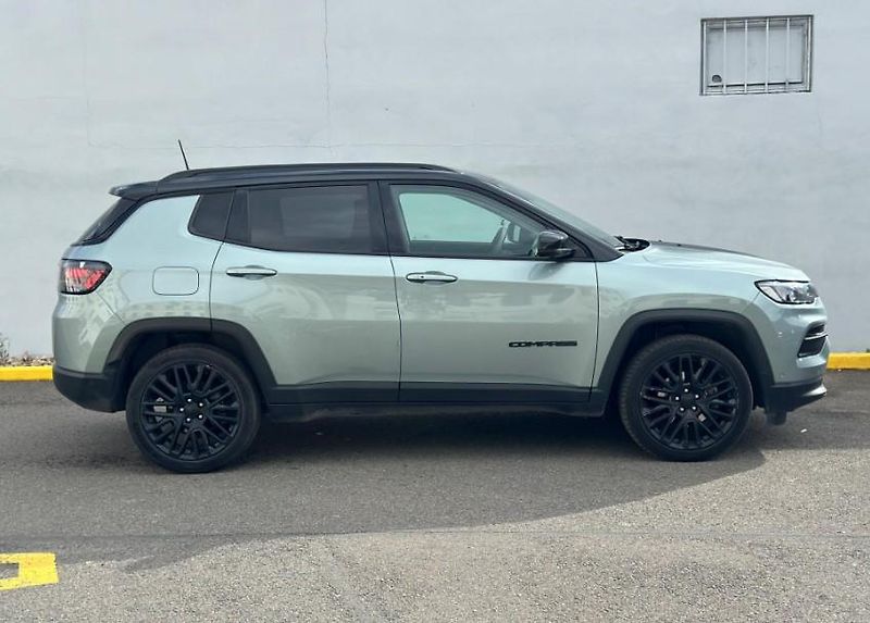 Jeep Compass (2022) - fotka 8 z 13