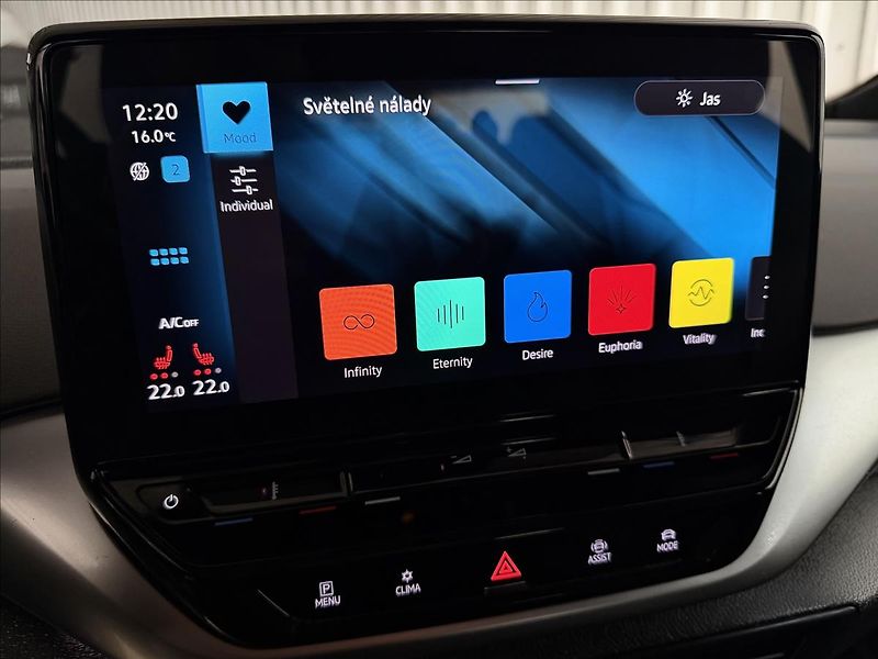 Volkswagen ID.4 150kW PRO PERF. TČ TAŽNÉ 2XALU - fotka 25 z 44