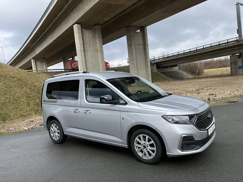 Ford Tourneo Connect (2023) 2.0TDI 90KW 6R*NAVIGACE WINTER - fotka 6 z 42