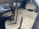 Volvo XC60 2,4 D3 R-DESIGN AWD AT - náhled 20