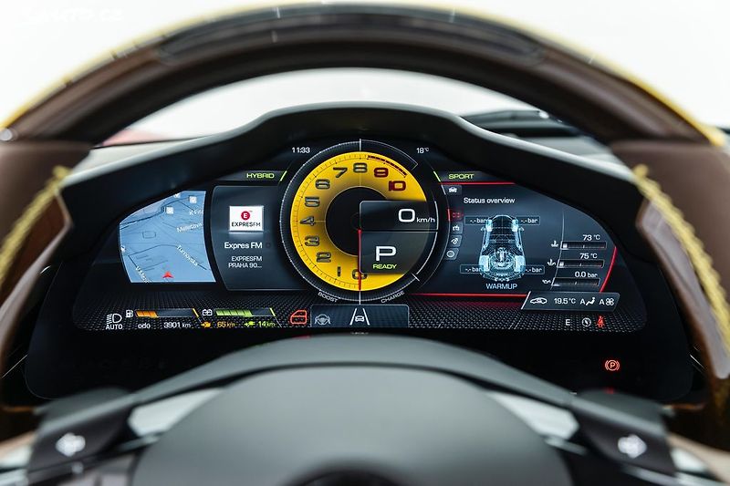 Ferrari SF90 Spider*FULL carbon*metalíza - fotka 40 z 47