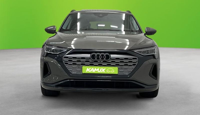 Audi Q8 e-tron 55 Q 360kam Pano Matrix Tažné - fotka 2 z 23