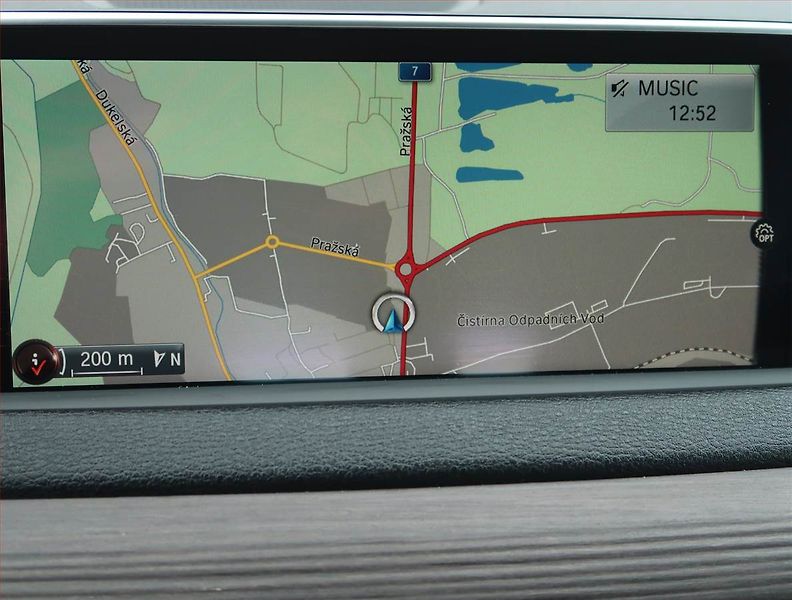 BMW X5 (2015) xLine xDrive30d, 4X4, Automat - fotka 16 z 17