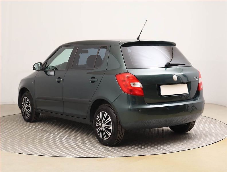 Škoda Fabia (2008) 1.4 16V, Tempomat - fotka 4 z 17