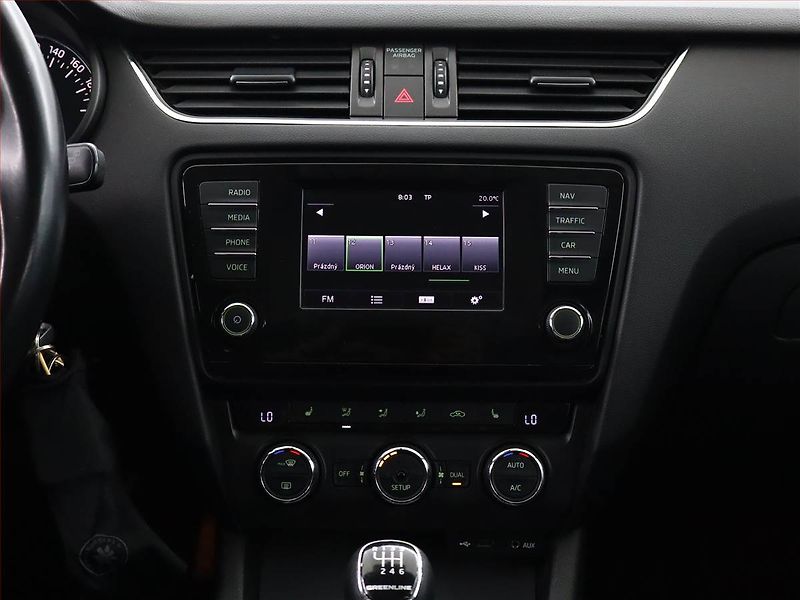 Škoda Octavia (2014) Greenline 1.6 TDI, Serv.kniha - fotka 9 z 15