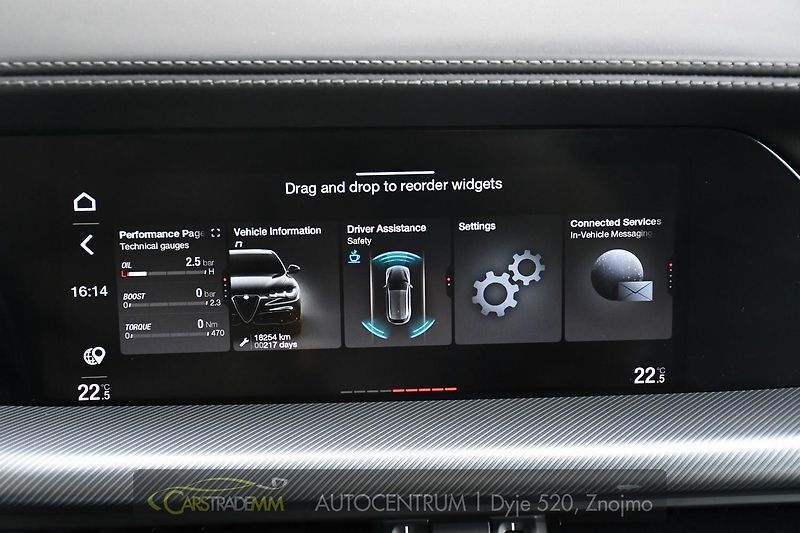 Alfa Romeo Stelvio 2.2 D154kW Veloce AT8-Q4 - fotka 39 z 56