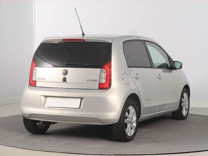 Škoda Citigo (2013) Elegance 1.0 MPI, Automat - fotka 5 z 15