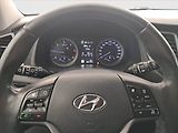 Hyundai Tucson (2016) 1.7 CRDi, Automat, Navi - náhled 16