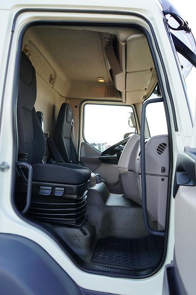 DAF LF (2019) 260 / ACC / EURO 6 / KONTENER  - fotka 8 z 43