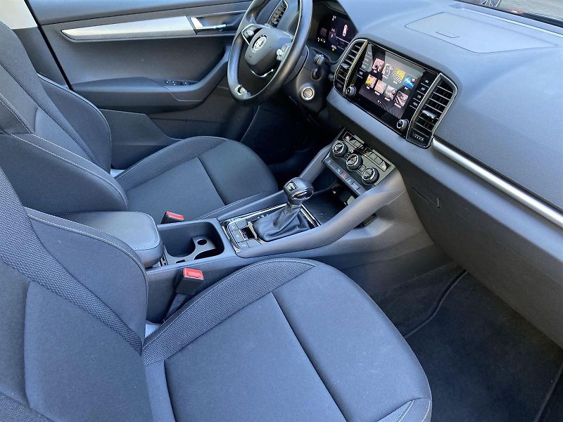 Škoda Karoq (2023) 2.0 TDI 4x4 DSG Ambition - fotka 10 z 32