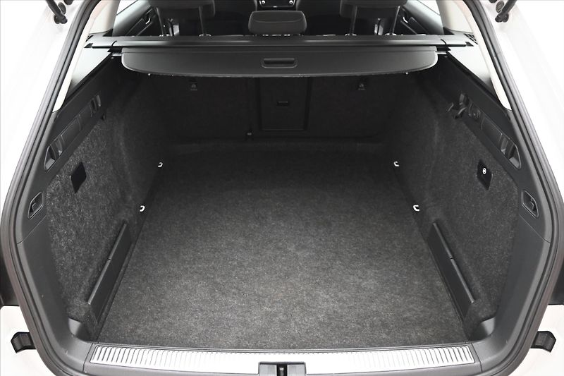 Škoda Superb 2,0 TDI 110kW Style DSG Záruka - fotka 10 z 30