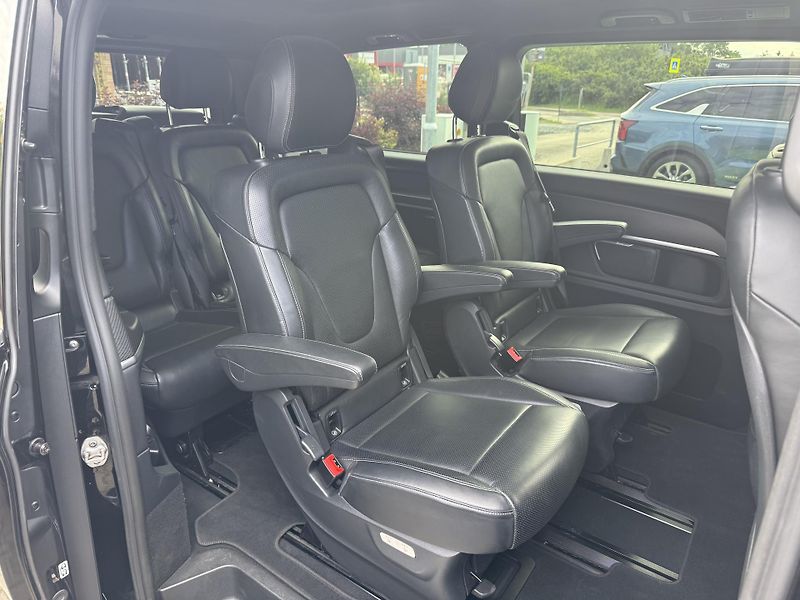 Mercedes-Benz Třídy V (2018) AMG V250 4MATIC  - fotka 14 z 27