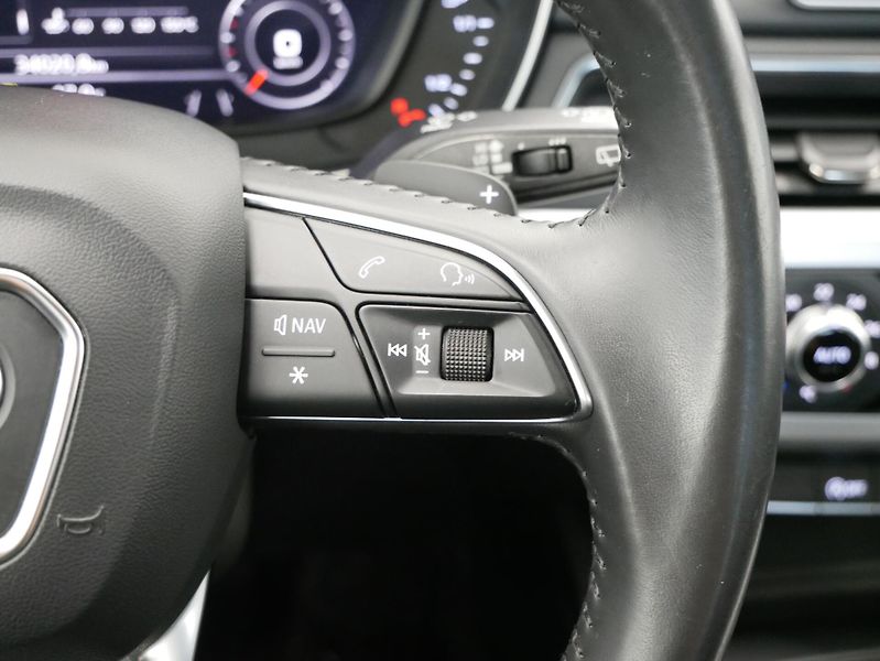 Audi A4 - fotka 17 z 30