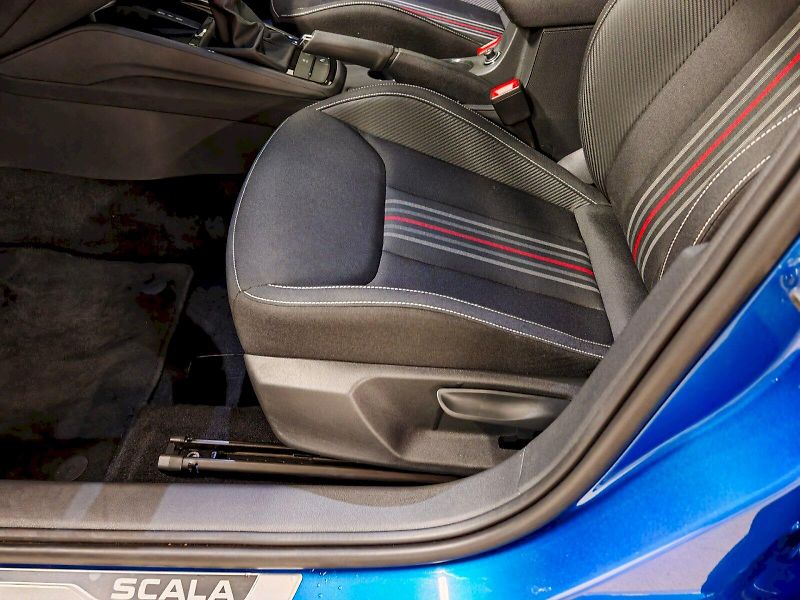 Škoda Scala (2025) 1.0 TSI 85 kW Monte Carlo - fotka 22 z 29