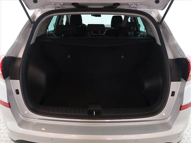 Hyundai Tucson (2019) 1.6 T-GDI, 4X4, ČR,1.maj - fotka 14 z 22