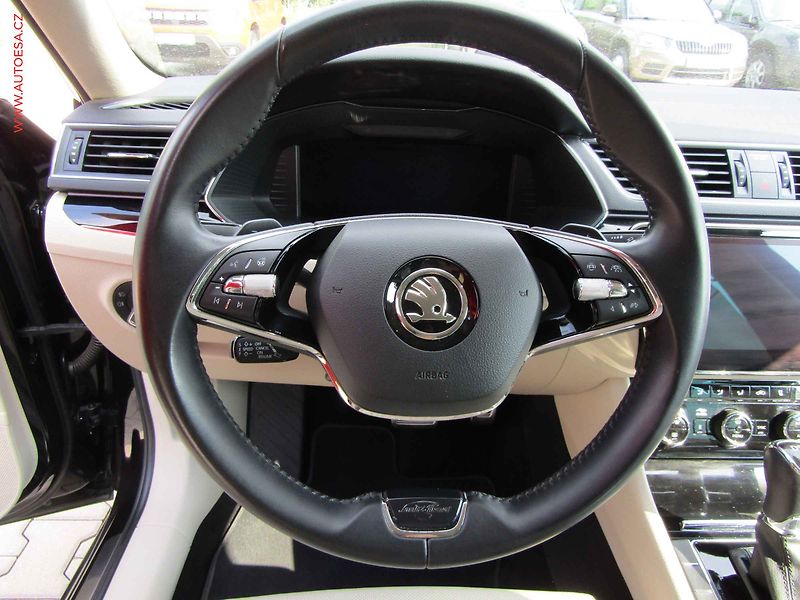 Škoda Superb (2021) 2.0 TDI, L&K, DSG, navi - fotka 14 z 17