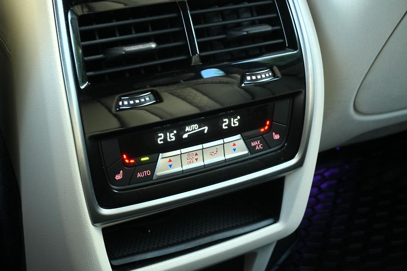 BMW X5 30d, ČR, Ventilace, Webasto - fotka 36 z 45