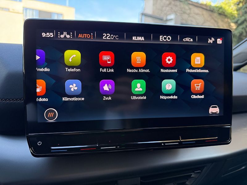 Cupra Born 150kW 360° kamera HUD 62kWh ba - fotka 33 z 45
