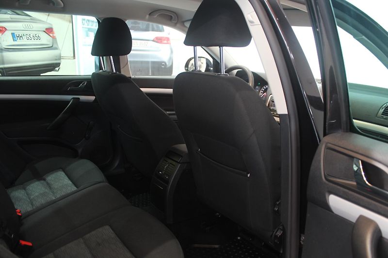 Škoda Octavia (2010) 1.4 TSI 90kW Nez.Topení - fotka 22 z 31