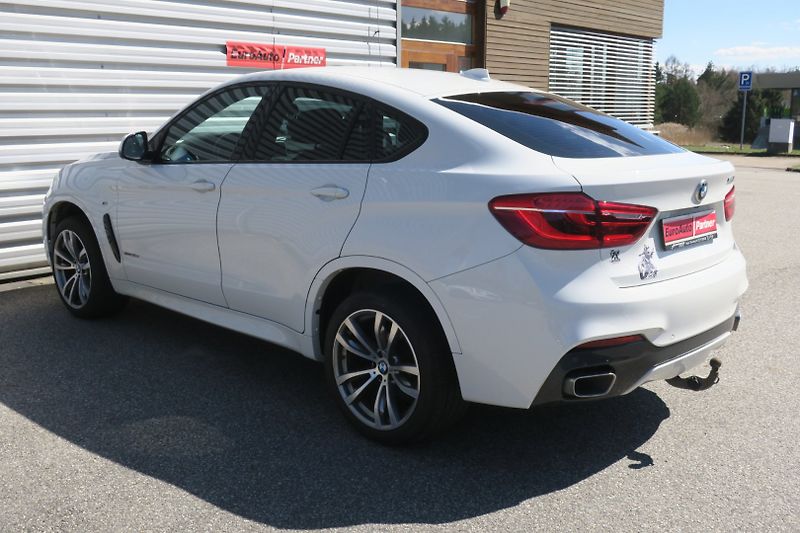 BMW X6 (2017) 3.0 xDrive30d M-Paket - fotka 2 z 42