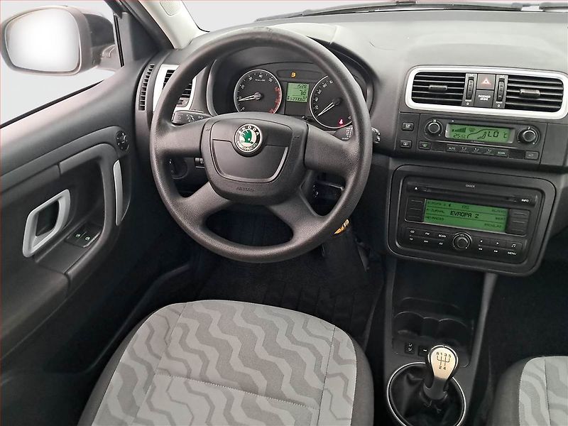 Škoda Fabia (2009) 1.4 16V, jezdí výborně - fotka 7 z 15