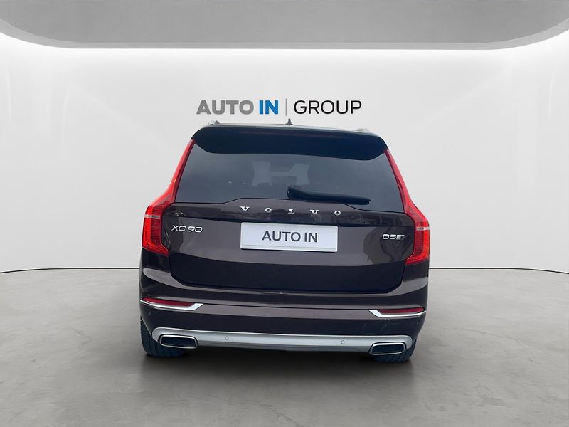 Volvo XC90 (2019) D5, 4X4, VZDUCH, Inscription - fotka 5 z 23
