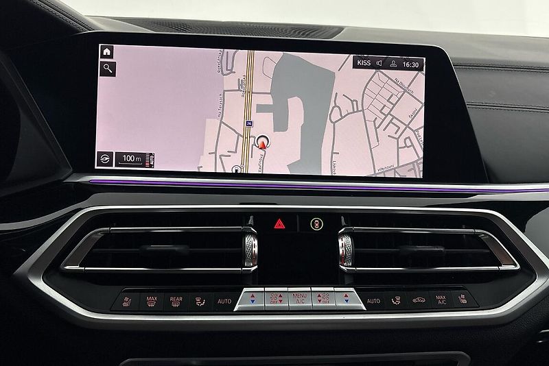 BMW X5 xDrive40d - fotka 9 z 13