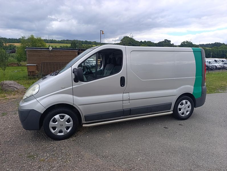 Renault Trafic (2011) 2.0 Dci tažné - fotka 5 z 21
