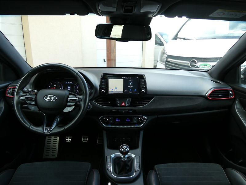 Hyundai i30 2,0 i N 202kW serviska - fotka 30 z 50