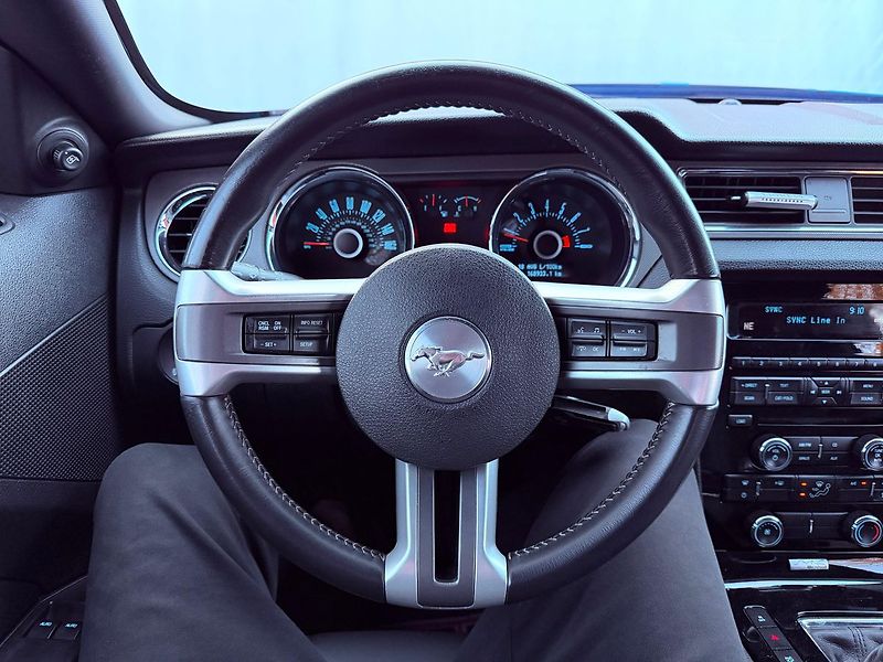 Ford Mustang 5.0 GT Manuál - fotka 17 z 23