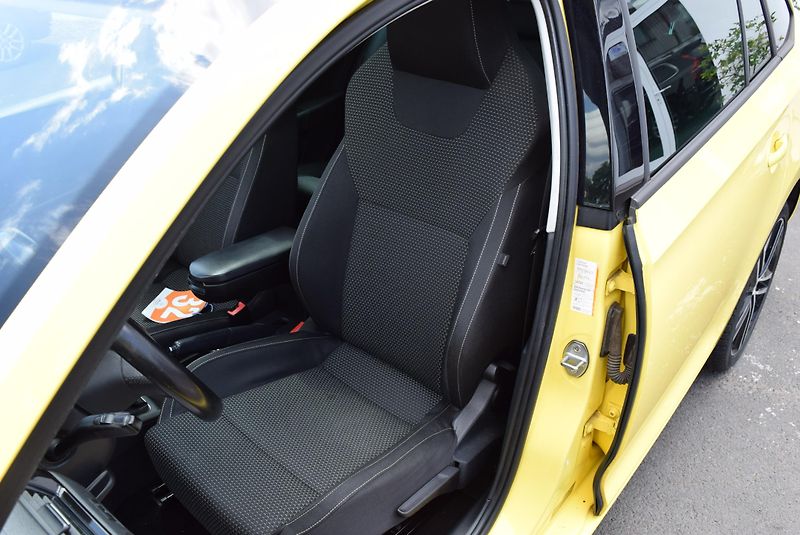 Škoda Rapid (2014) 1.2TSI 63kw AMBITION PANO OPS - fotka 21 z 50