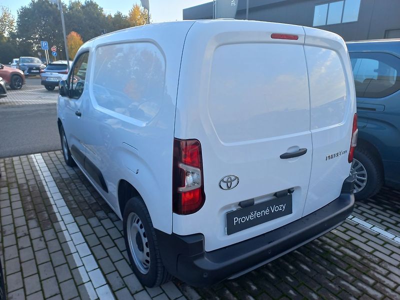 Toyota ProAce City SWB Active Mutimedia  1.5 - fotka 2 z 16