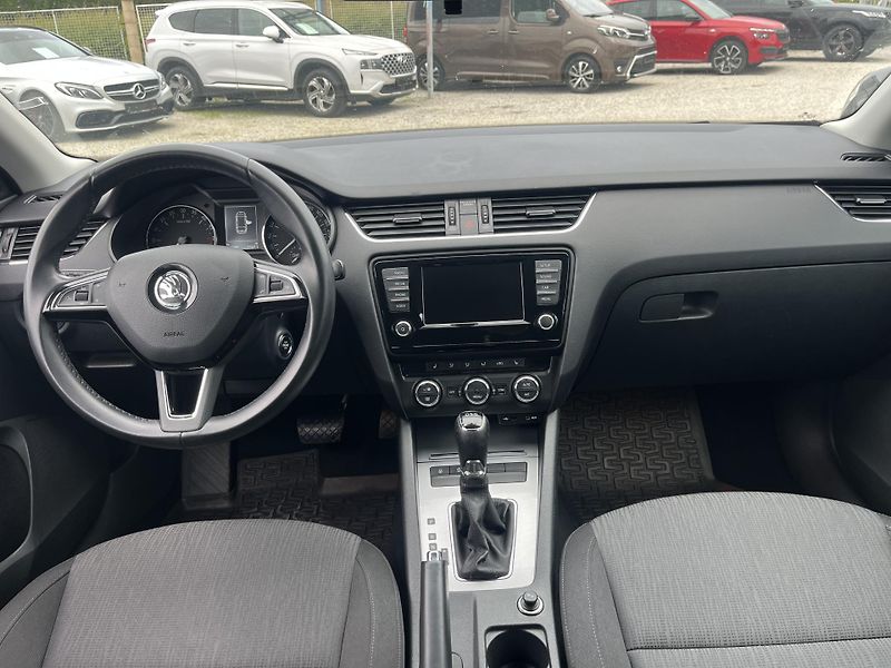 Škoda Octavia (2015) 2.0 Tdi 110 kw Xenony DSG ČR - fotka 12 z 20