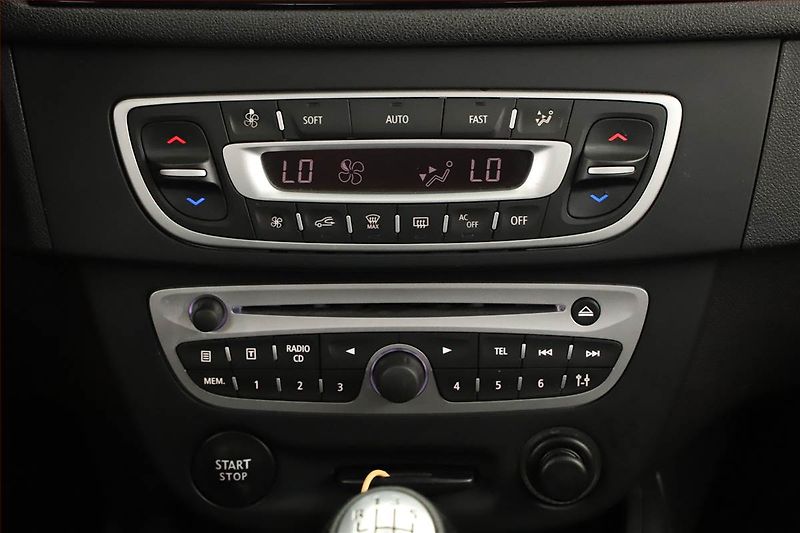 Renault Mégane (2011) 1.5 dCi, levný provoz - fotka 12 z 15