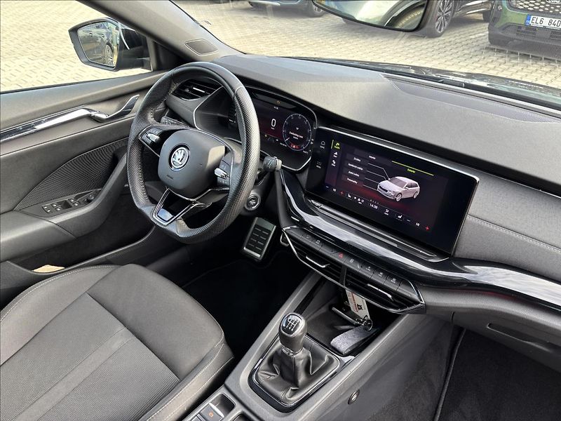 Škoda Octavia 2,0 TDI 110kW Style - fotka 22 z 48