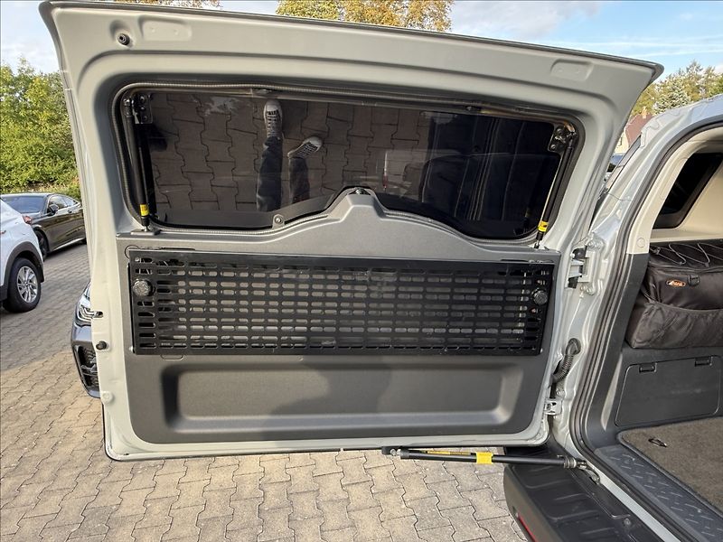 Toyota FJ 4,0 - fotka 24 z 33