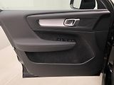 Volvo XC40 B3 CORE AUT CZ 1.maj. - náhled 7