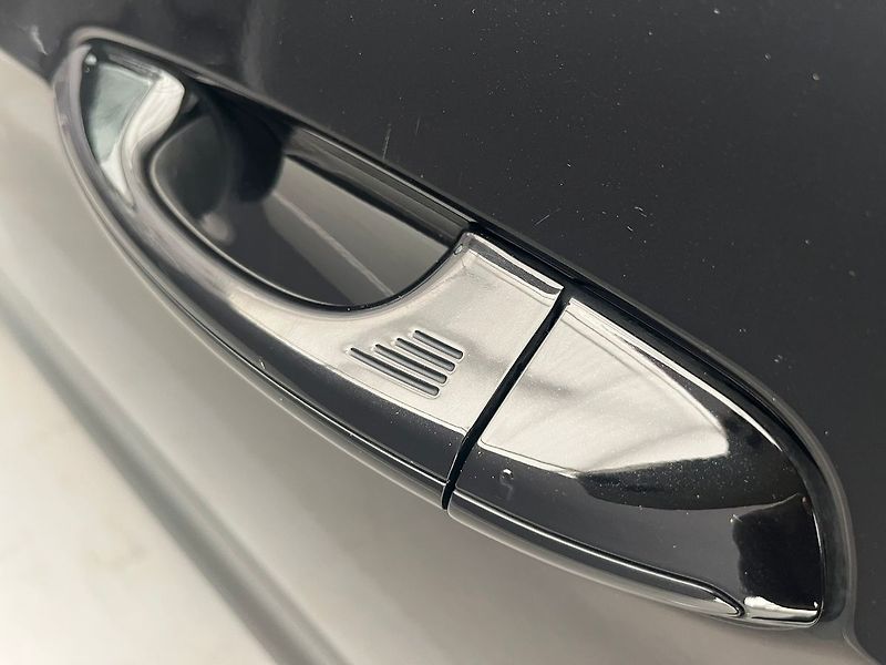 Ford S-MAX 2,5 HEV Titanium 7míst - fotka 67 z 70