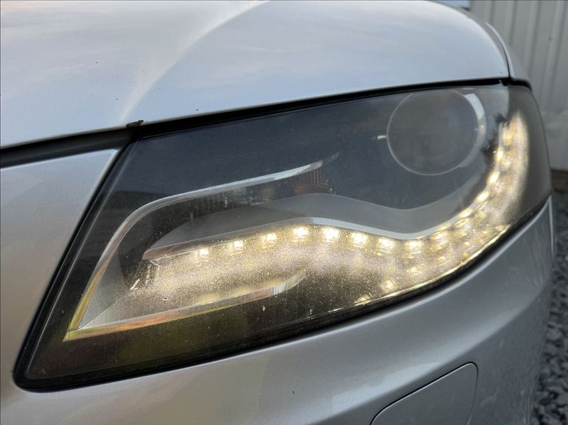 Audi A4 2,0 TDI 105kW AVANT - fotka 9 z 50