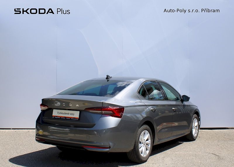 Škoda Octavia (2024) Selection 1.5TSI / 110kW 6°MP - fotka 2 z 24