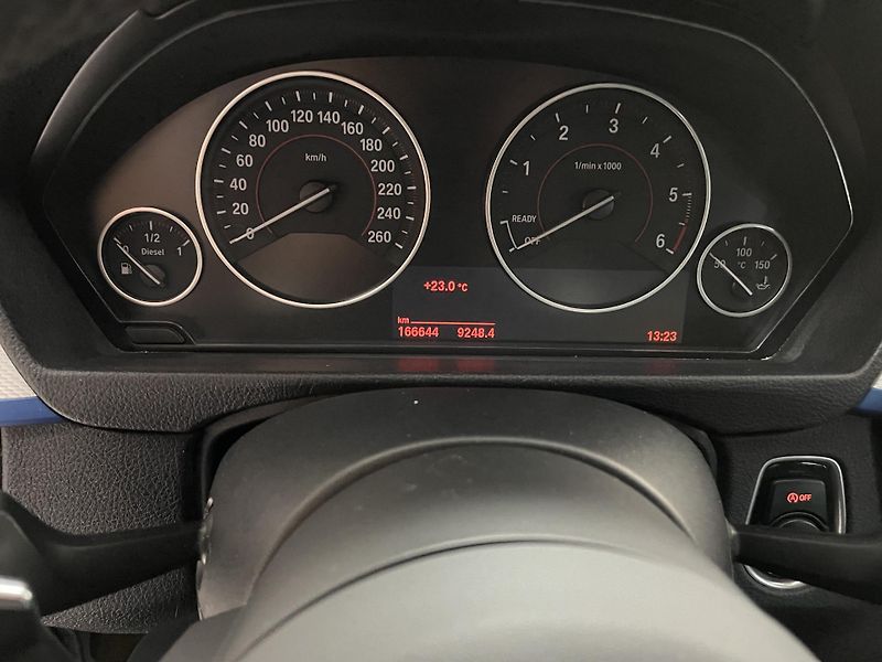 BMW Řada 3 320 XD M-Paket ČR LED NAVI ACC - fotka 27 z 34