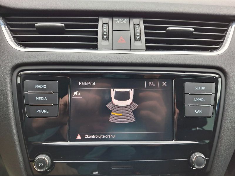 Škoda Octavia (2019) Ambition Plus 1,5TSi 110kW - fotka 20 z 33