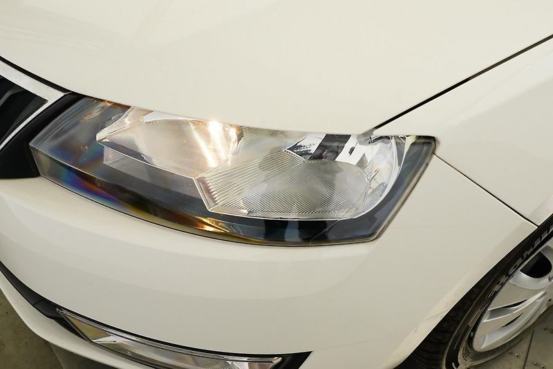 Škoda Rapid - fotka 9 z 23