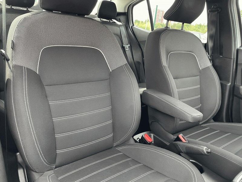 Dacia Logan (2022) 1.0 TCe,67kW,LPG,ČR,1.Maj - fotka 28 z 31