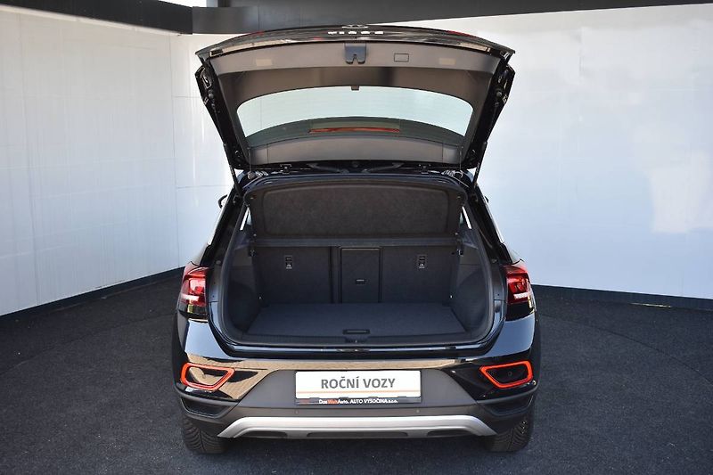 Volkswagen T-Roc (2025) 1.5TSI 110kW Záruka,Manuál - fotka 10 z 23