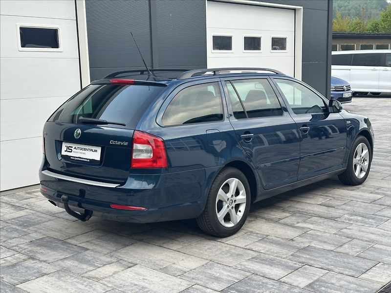 Škoda Octavia 1,8 TSI 152PS  II FL Family - fotka 5 z 44