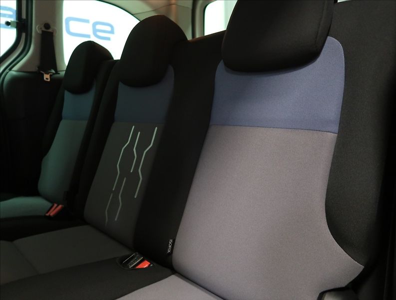 Peugeot Partner Tepee 1,6 BLUEHDi 1. MAJ ČR DPH - fotka 28 z 47