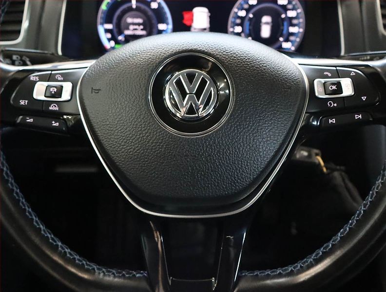 Volkswagen Golf (2018) 32 kWh - 37 Ah, SoH 89% - fotka 20 z 22
