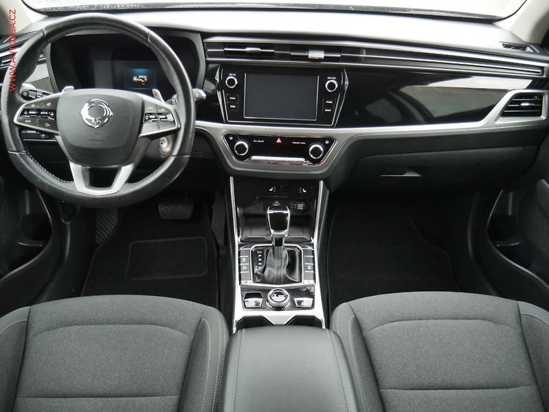 SsangYong Korando (2022) 1.5 TGDi 4x4, 1.maj,ČR - fotka 8 z 25